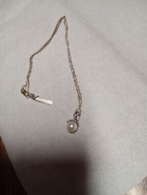 Silver Pearl Drop Necklace - Classic White Pearl Pendant Vantel Line 16" Chain